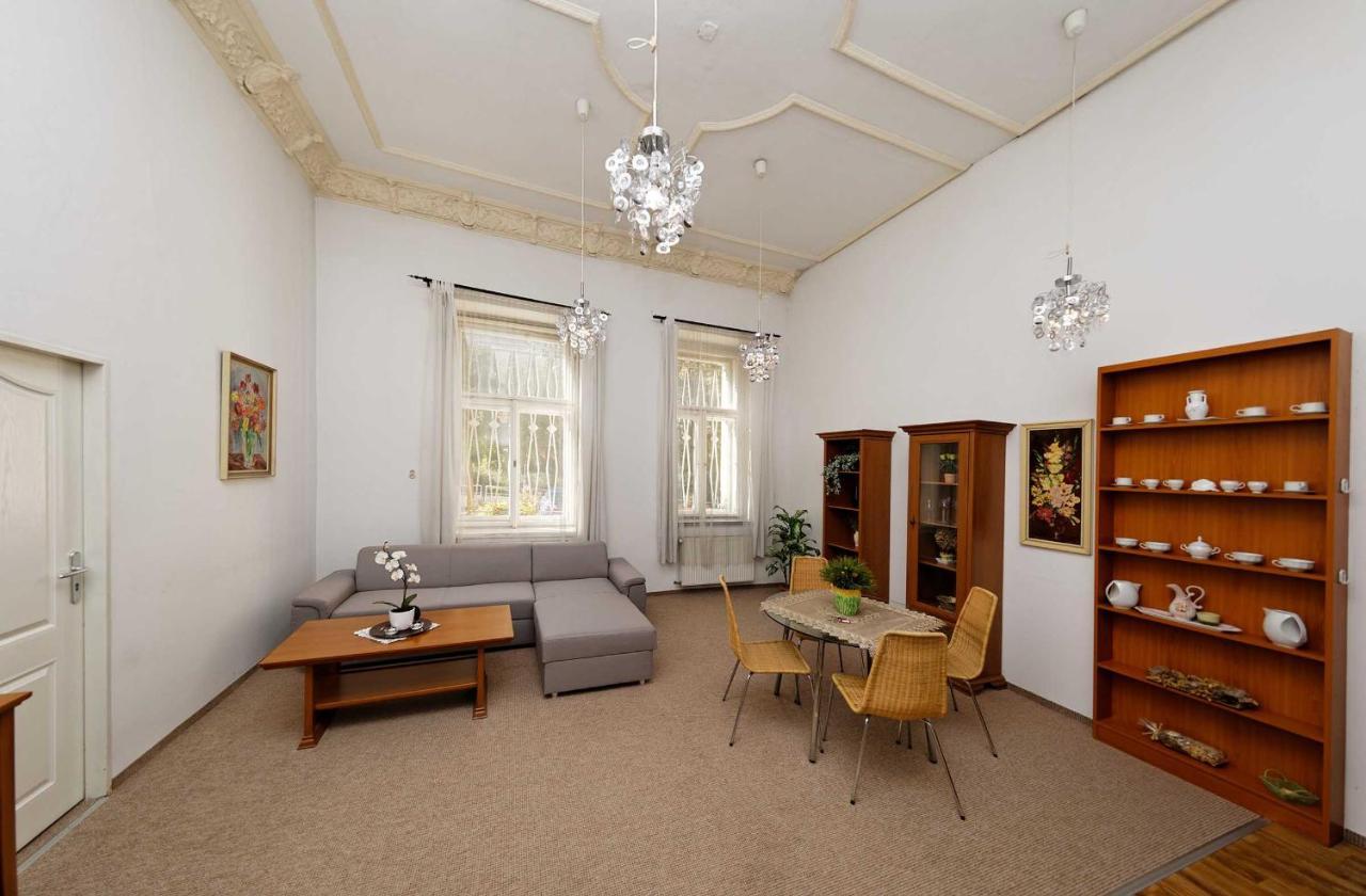 Apartments U Cisare Prague Exterior photo